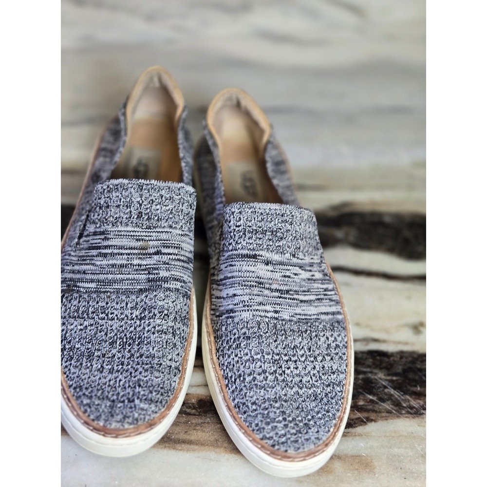 UGG‎ Sammy Chevron Knit Slip On Sneakers Grey White Marl  8.5